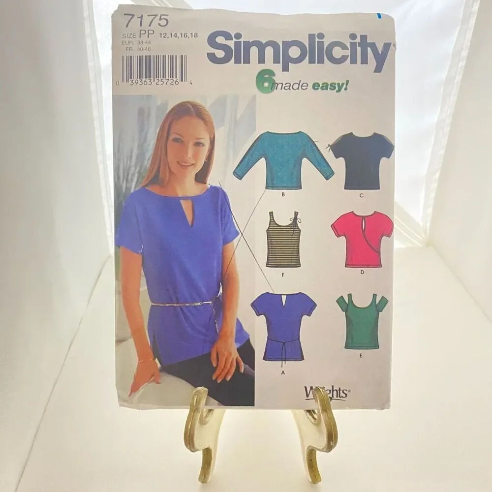 #7175 Simplicity Misses Knit Tops Sewing Pattern
